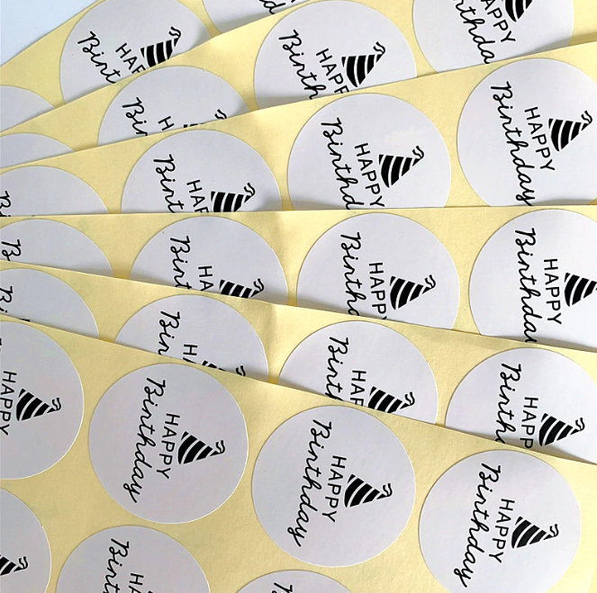 AT035 - 1 Folha com 10 ADESIVOS Rodada Feliz Aniversário selo etiqueta