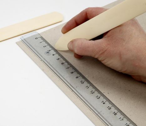 Creativ 13144 – Dobradeira p/ Vincar e Dobrar Papel