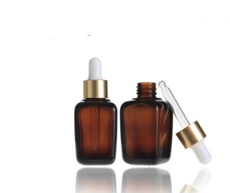 Frasco Vidro Ambar Quadrado 30ml + Tampa Conta-Gotas c/ Tetina Dourada