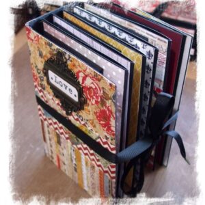 LV006 - Livro - Metal Die Cut