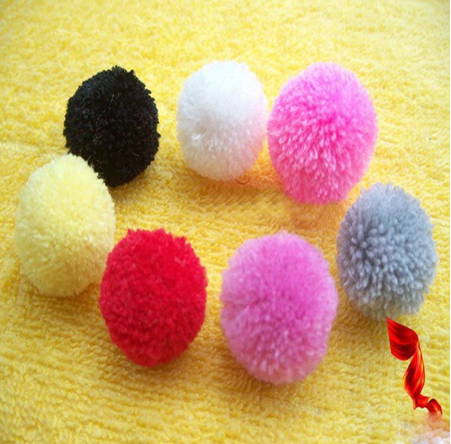 RETRO047 – Um conjunto de 4 pares de plástico pompom ferramentas de costura lã